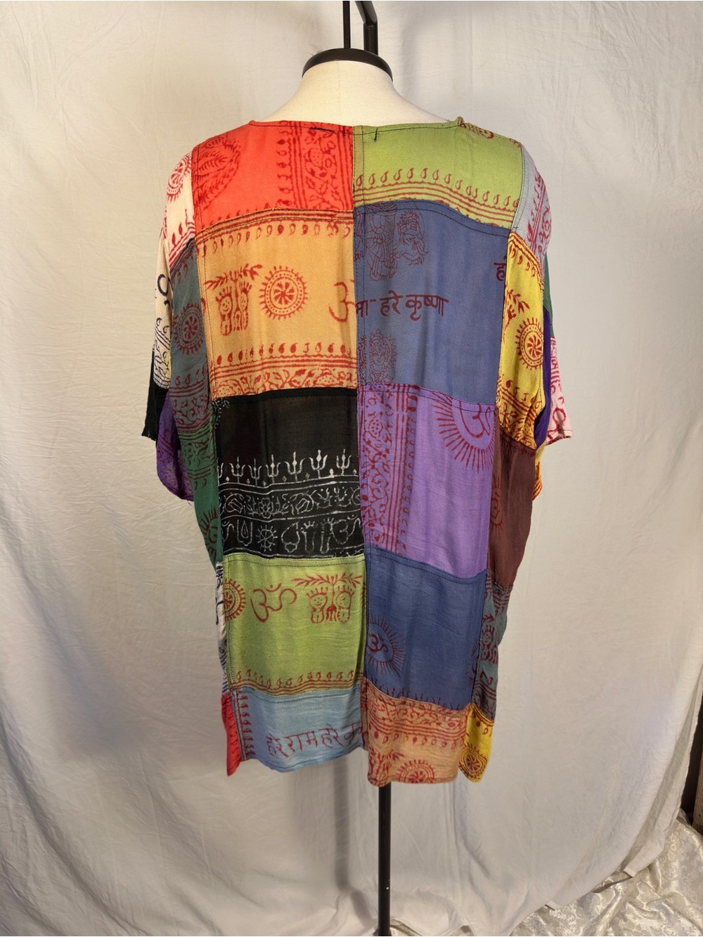Patchwork Boho Henley Tunic in Multicolor - Picture 5 of 8